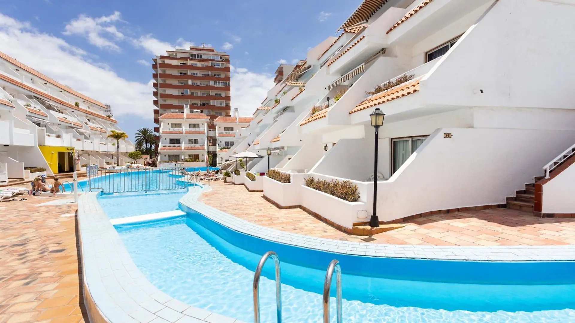 Home2Book Tropical Poolside Retreat, Las Americas 阿罗纳