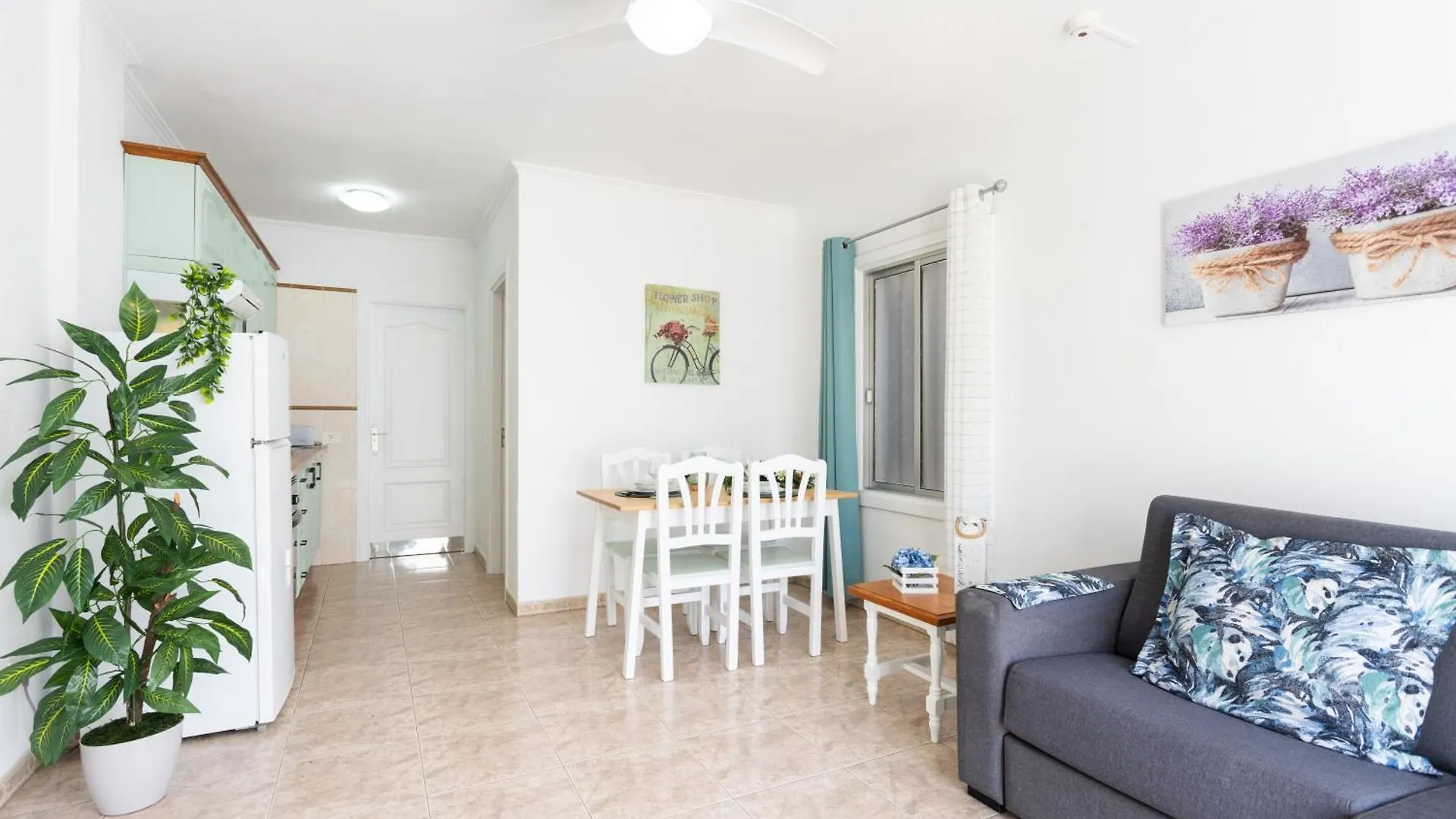 Home2Book Tropical Poolside Retreat, Las Americas 阿罗纳 0*,  西班牙