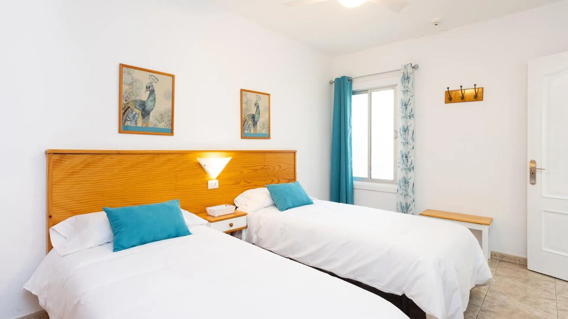 Home2Book Tropical Poolside Retreat, Las Americas 阿罗纳 公寓
